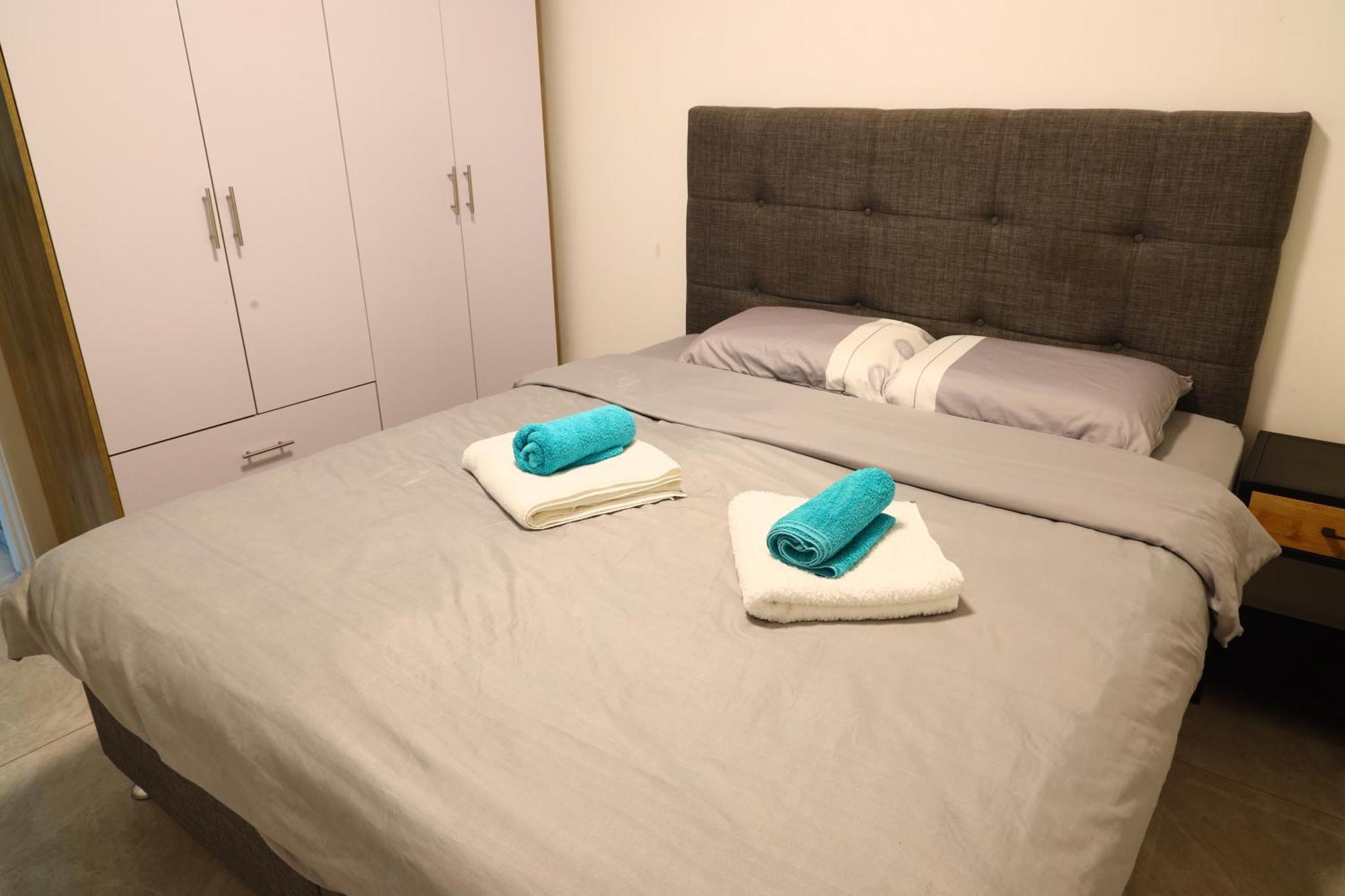 דירת יהלום חדשה ומודרנית 5 דקות נסיעה מהים Apartment *