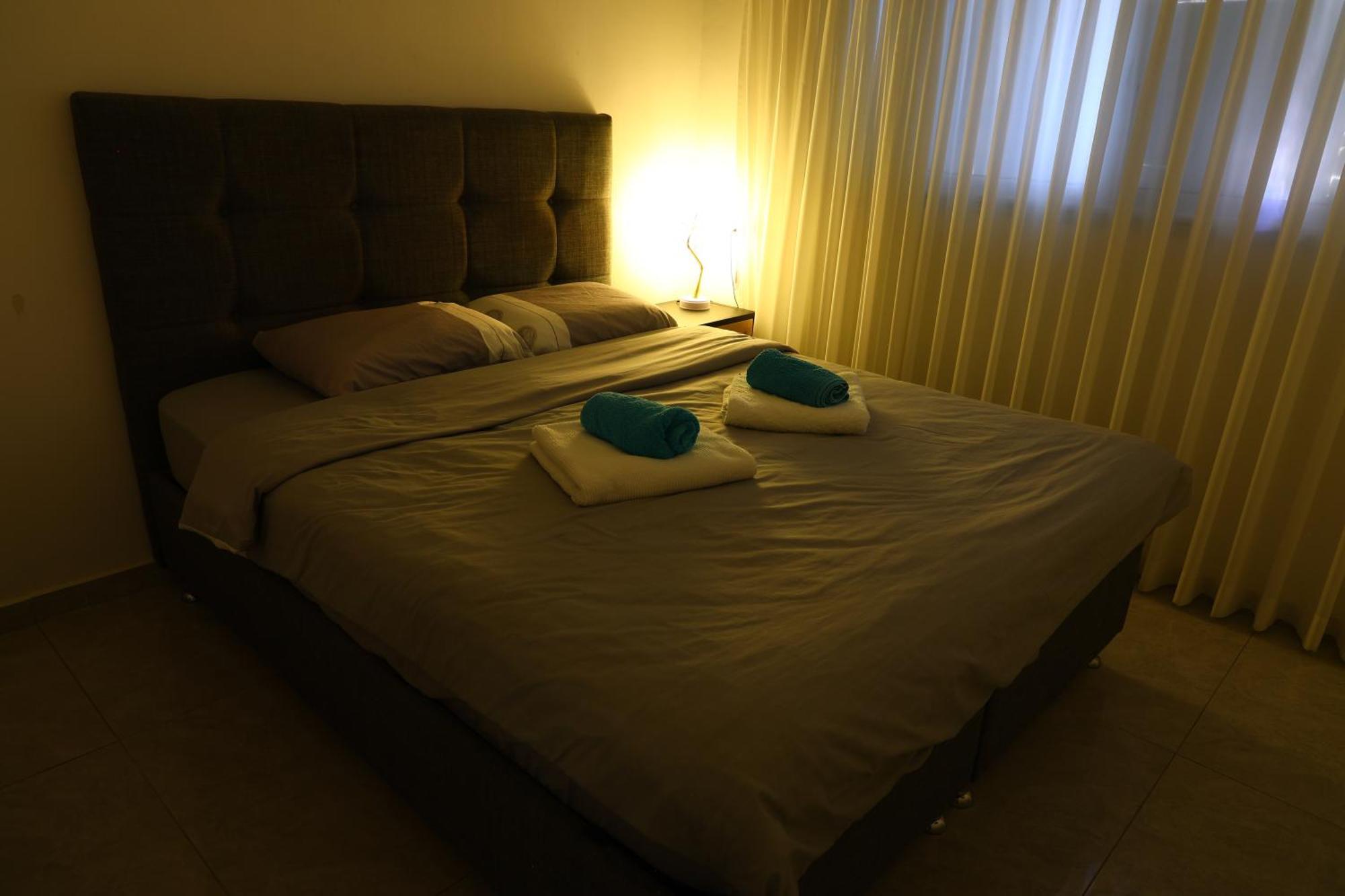 Apartment דירת יהלום חדשה ומודרנית 5 דקות נסיעה מהים *