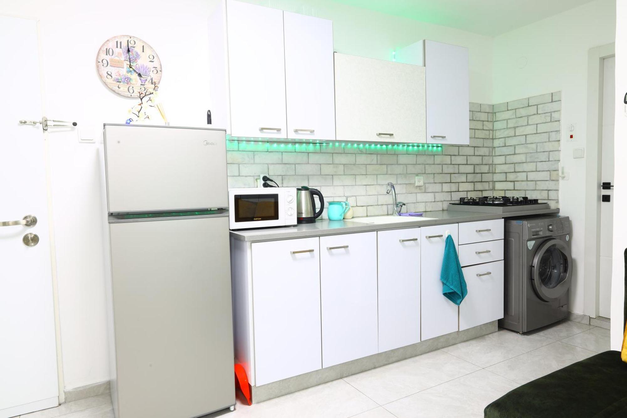 Apartment דירת יהלום חדשה ומודרנית 5 דקות נסיעה מהים